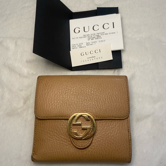 Gucci Interlocking GG Bifold Beige Leather Wallet - Picture 3 of 14